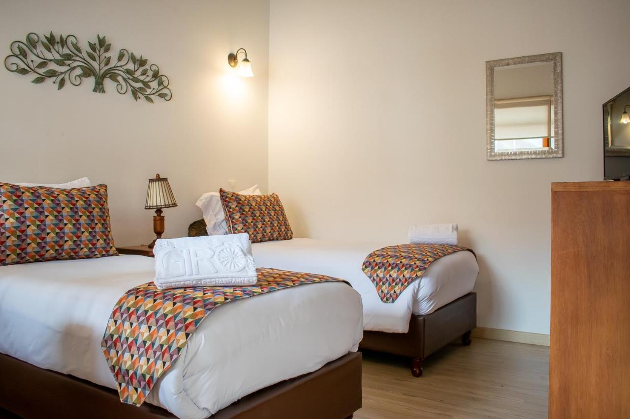 El Giro Hotel 4*