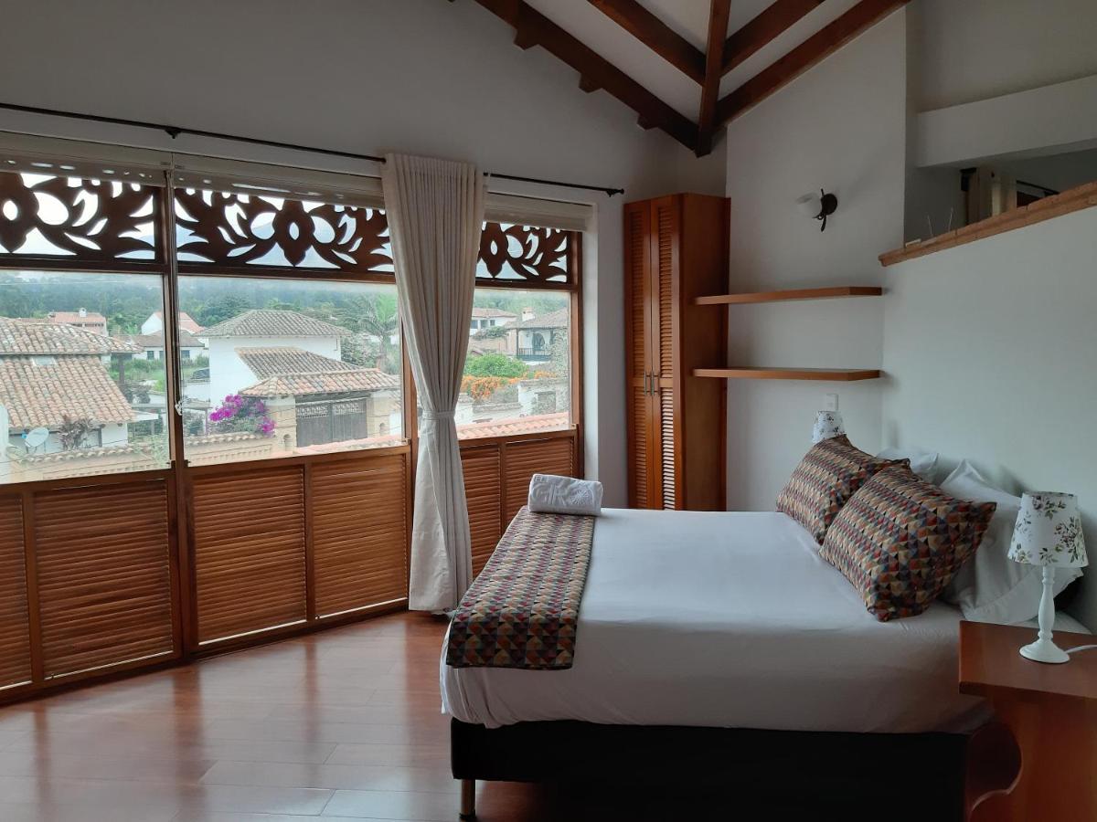 El Giro Hotel 4*